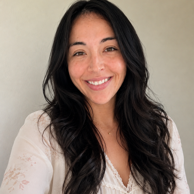 Daniella, 34