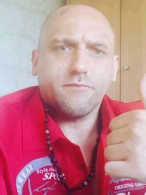Dale, 45