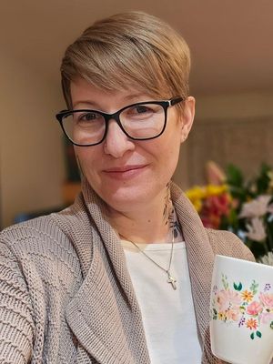 Sabina, 45