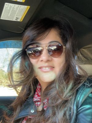 Linda, 44