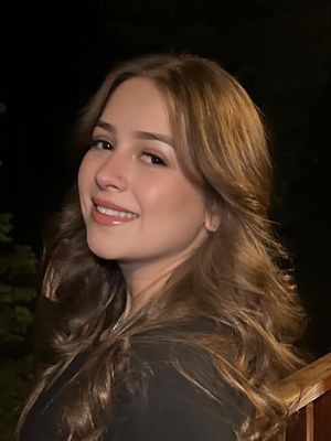 Amberly, 26