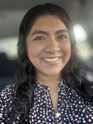 Yvette, 35