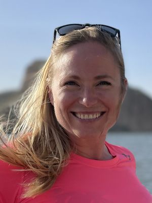Lacey, 41