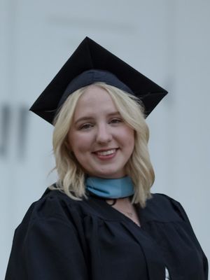 Eliza, 24
