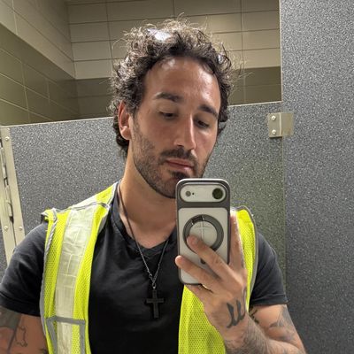 Ilario, 29
