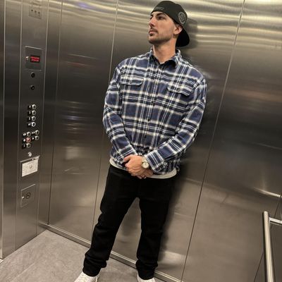Brenden, 27