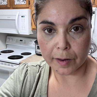 Shannan, 52