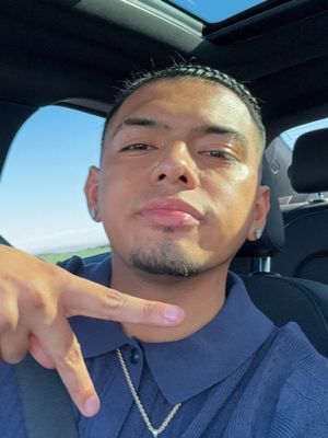 Alex, 24