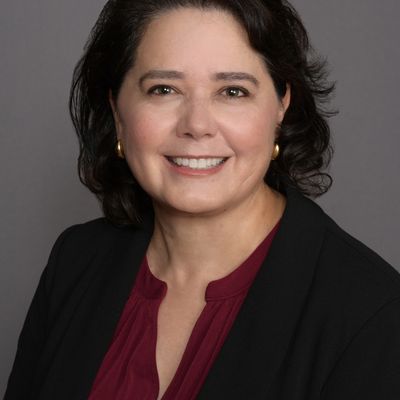 Laura, 55