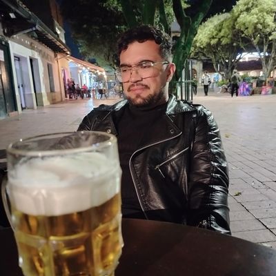 Alex, 35