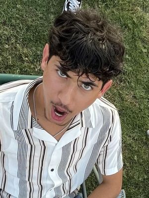 Andrew, 20