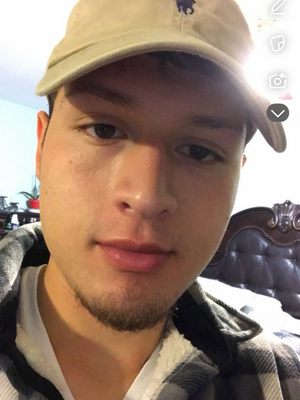 Osiel, 27