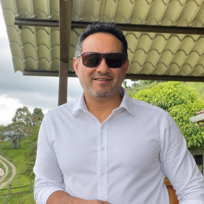 Hernan, 47