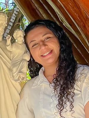Elizabeth, 30