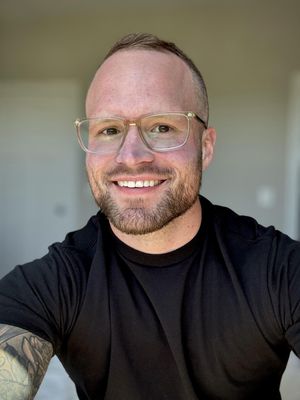 Kevin, 33