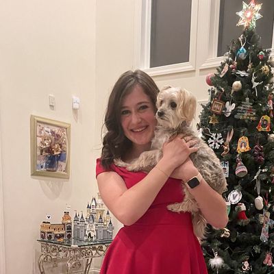 Mary, 28