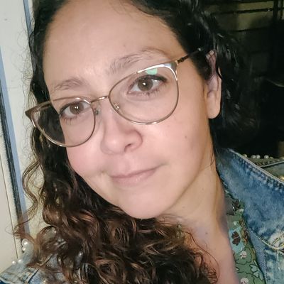 Alejandra, 40