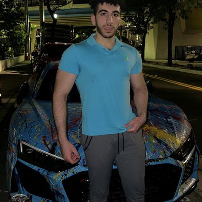 Donathan, 24