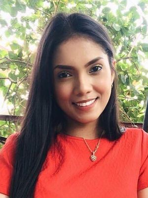 Alison, 35