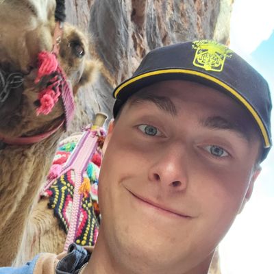 Kyle, 27