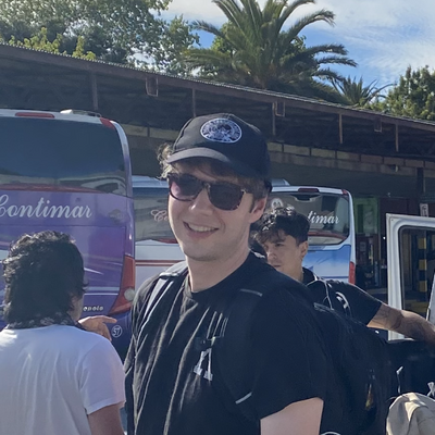 Ben, 28