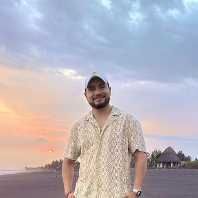 Sergio, 30
