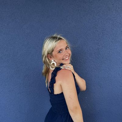 Ashley, 21