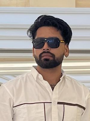 Honey Gupta, 23