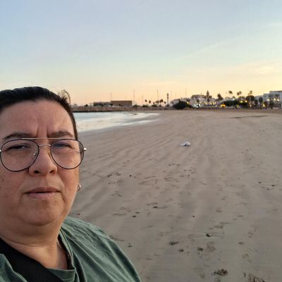 Nicky, 50