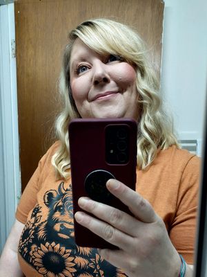 Jenna, 40
