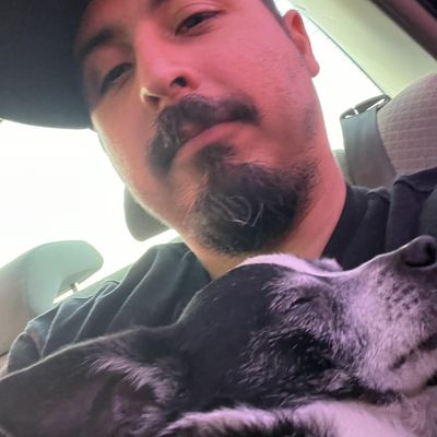 Charlie, 34
