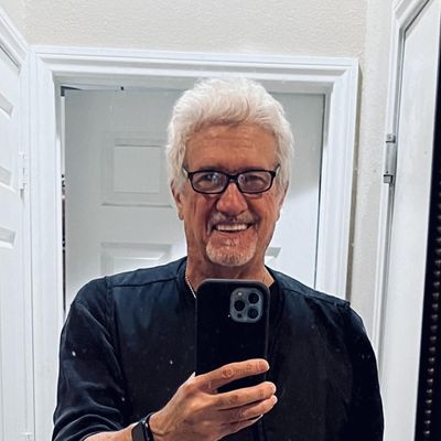 Marc, 66