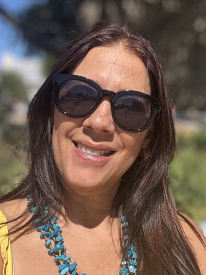 Mariana, 52