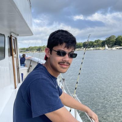 Antonio, 24