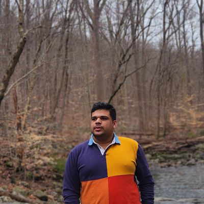 Divine, 27