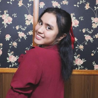 Josevina, 23