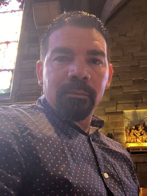 Elias, 44