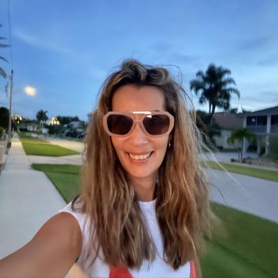 Catalina, 46