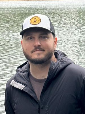 Joe, 29