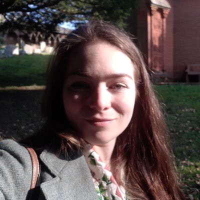 Kat, 29