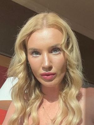 Savannah, 27