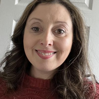 Sandra, 45