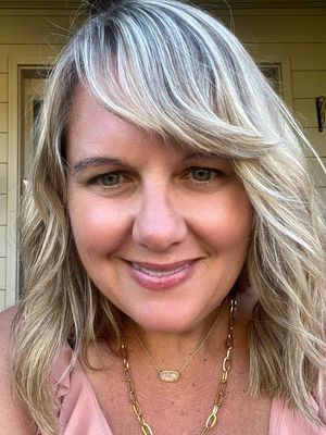 Erin, 47