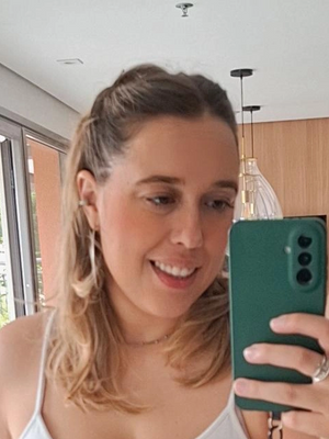 Aryane, 35
