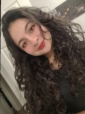 Heliana, 24