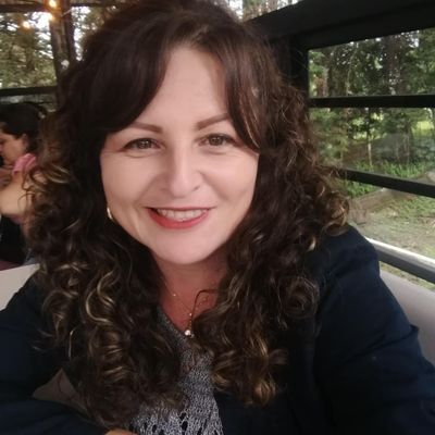 Paula, 54