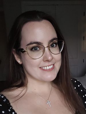Hayley, 29