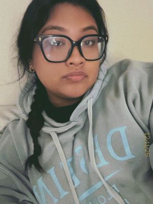 Jaclyn, 21