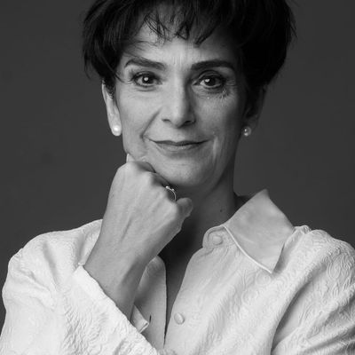 Raquel, 58