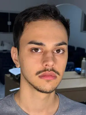 Thiago, 22